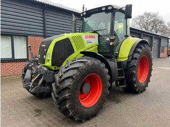 Tracteur agricole Claas Axion 850 Cebis 