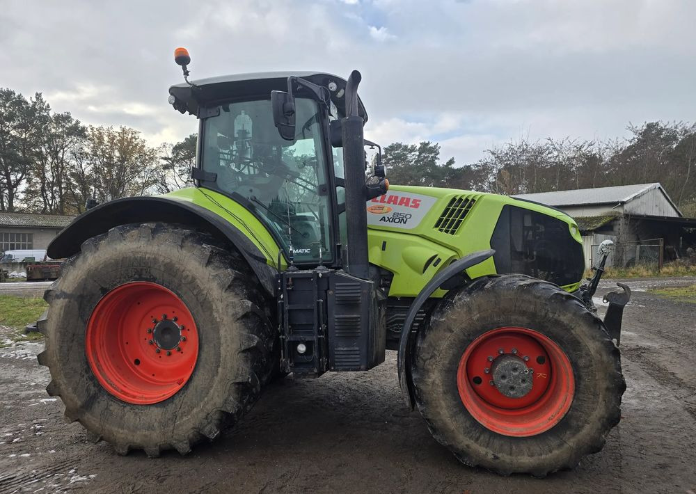 Tracteur agricole Claas Axion 850 Cmatic
