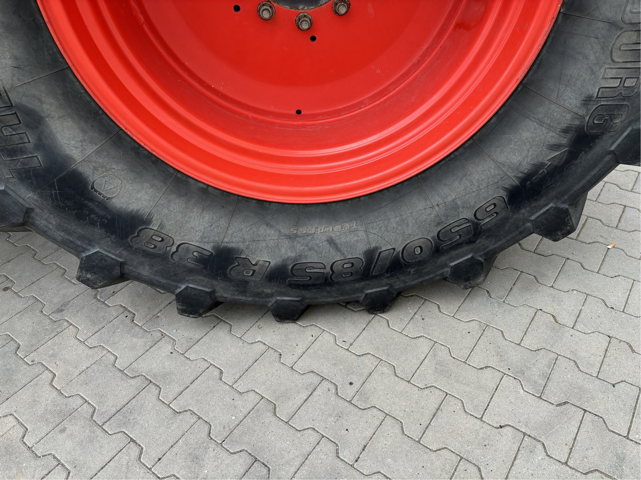 Tracteur agricole Claas Axion 850 Hexa-Shift