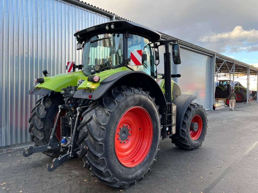 Tracteur agricole Claas Axion 870