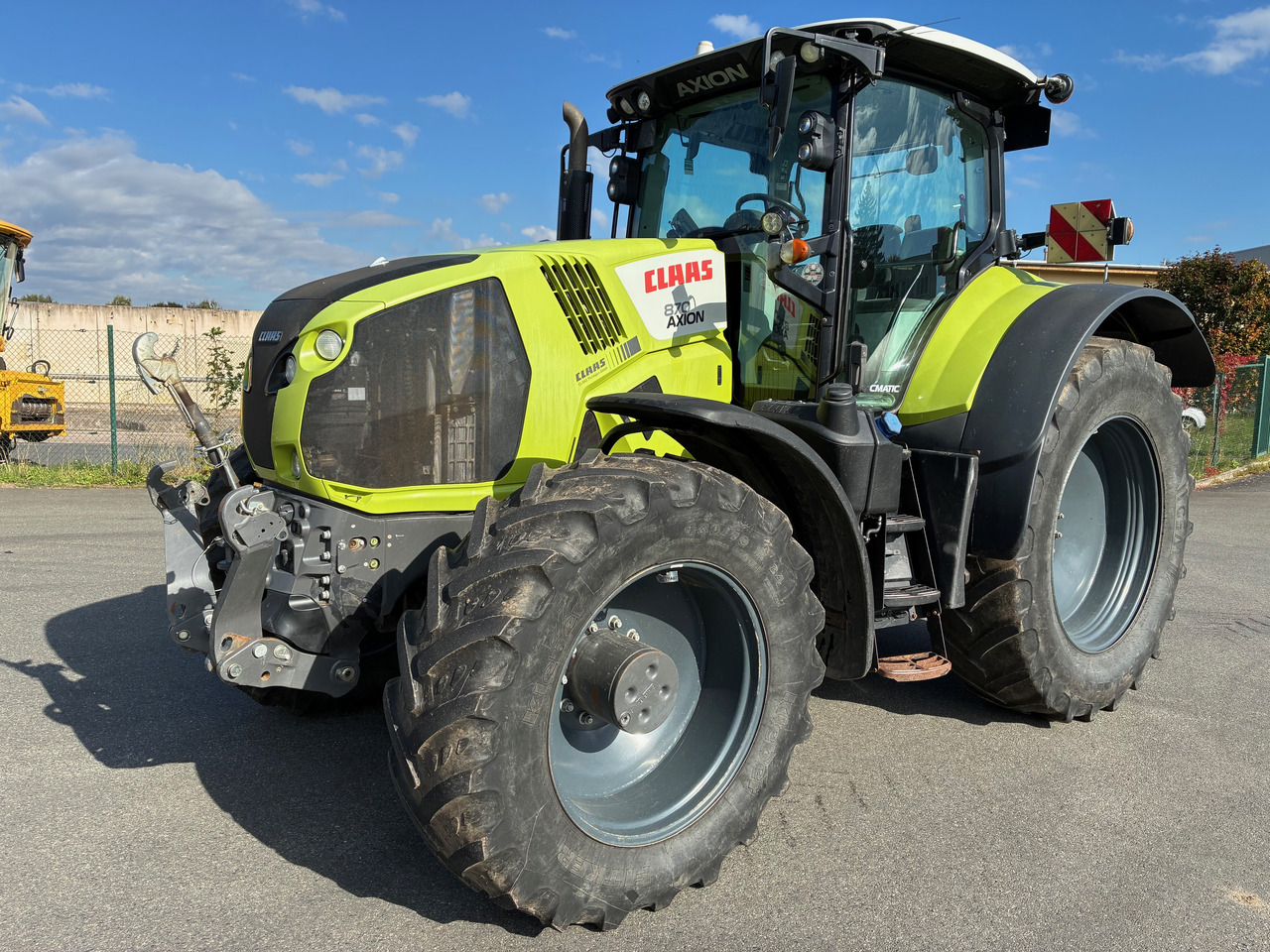 Tracteur agricole Claas Axion 870