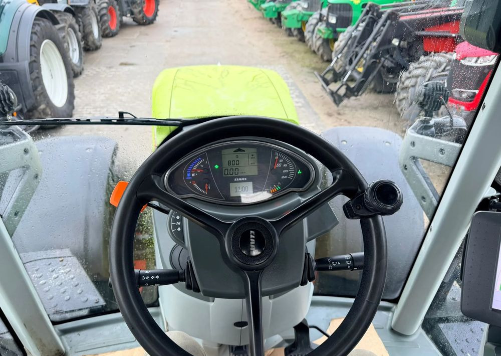 Tracteur agricole Claas Axion 870