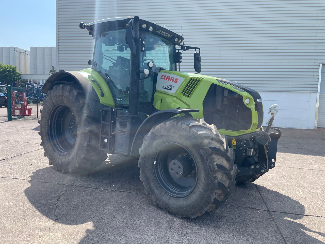 Tracteur agricole Claas Axion 870 CMATIC