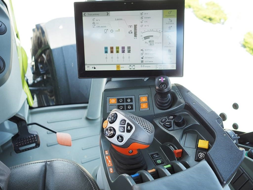 Tracteur agricole Claas Axion 870 CMATIC, GPS - RTK