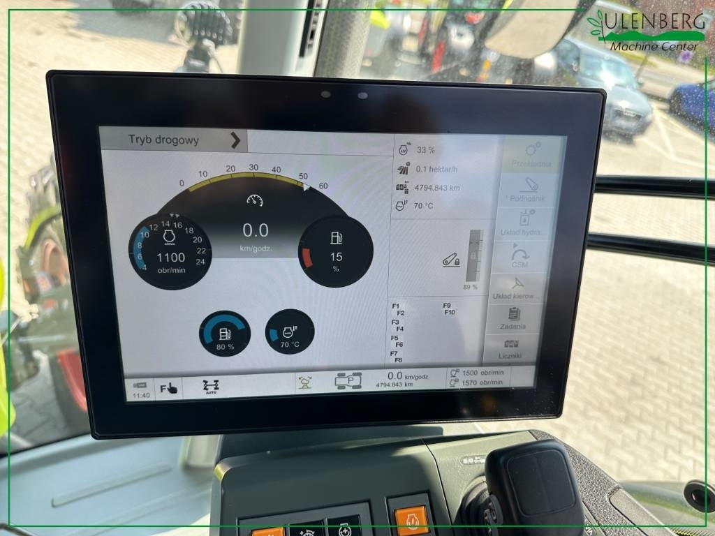 Tracteur agricole Claas Axion 870 Cmatic