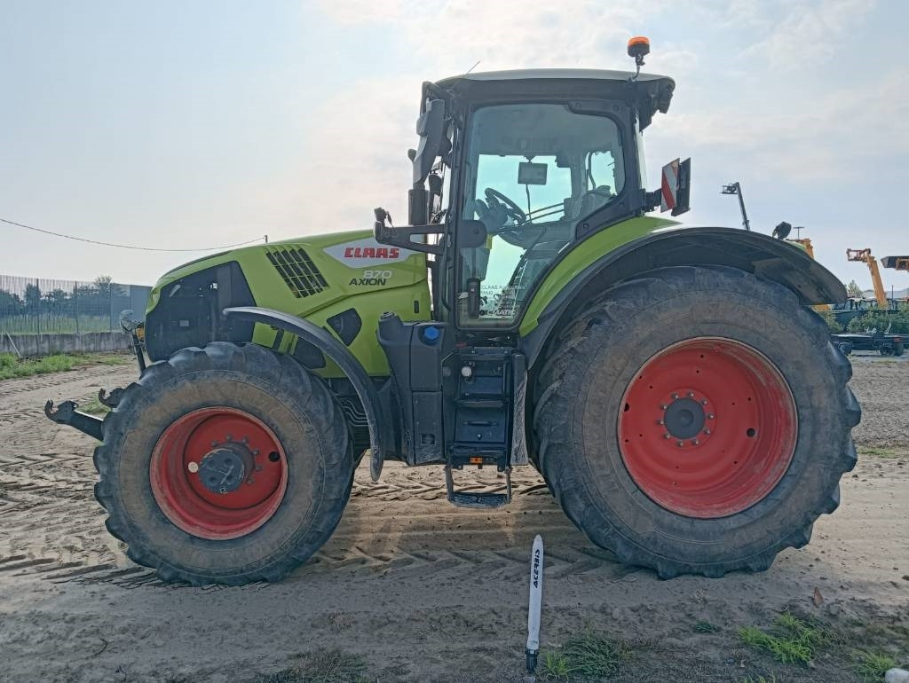 Tracteur agricole Claas Axion 870 Cmatic