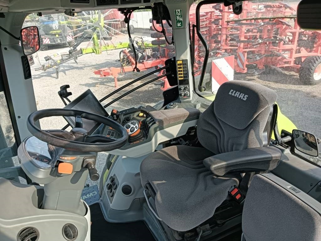 Tracteur agricole Claas Axion 870 Cmatic