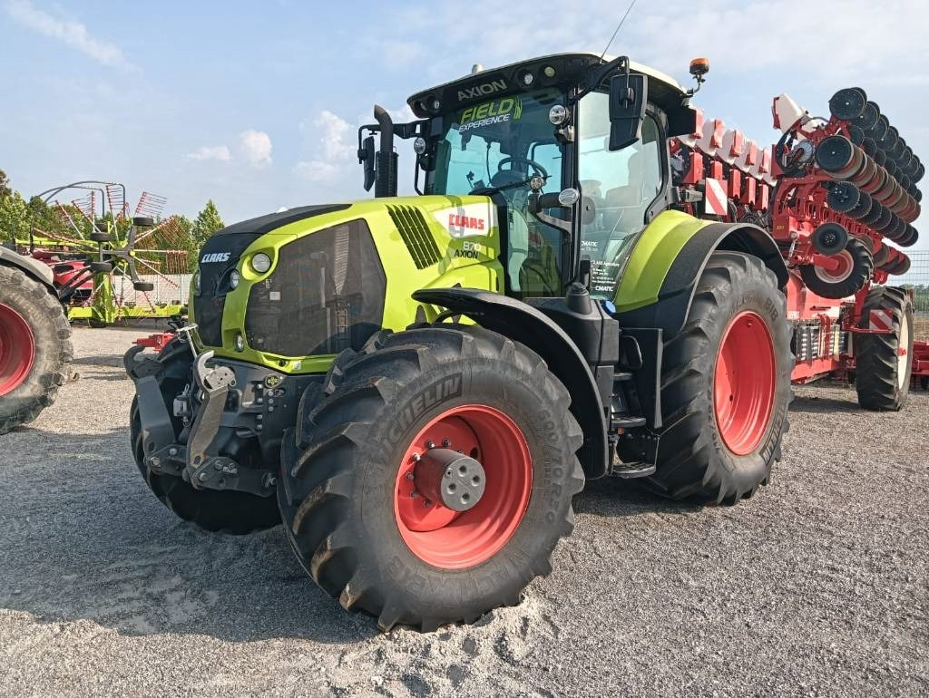 Tracteur agricole Claas Axion 870 Cmatic