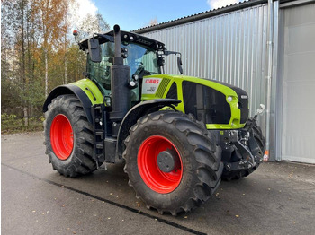 Tracteur agricole Claas Axion 920 