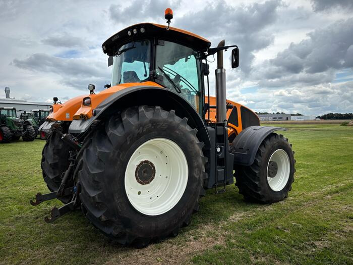 Tracteur agricole Claas Axion 920
