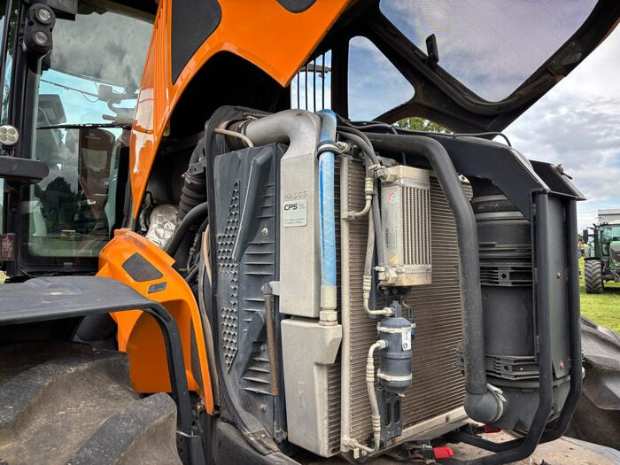 Tracteur agricole Claas Axion 920