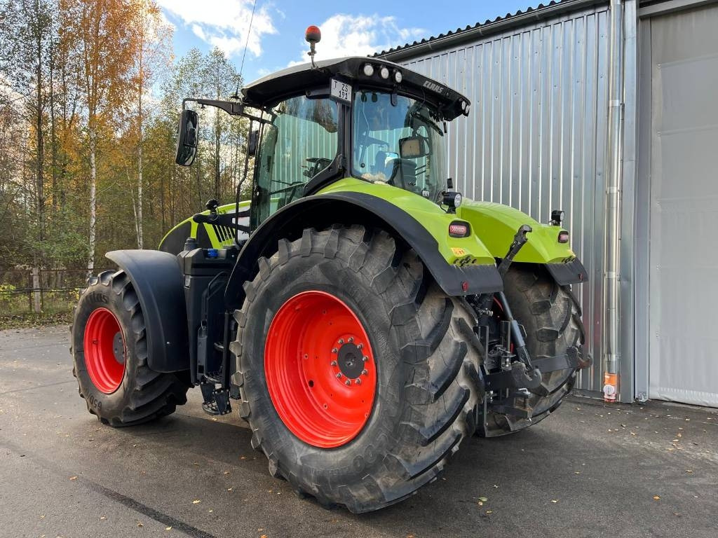 Tracteur agricole Claas Axion 920