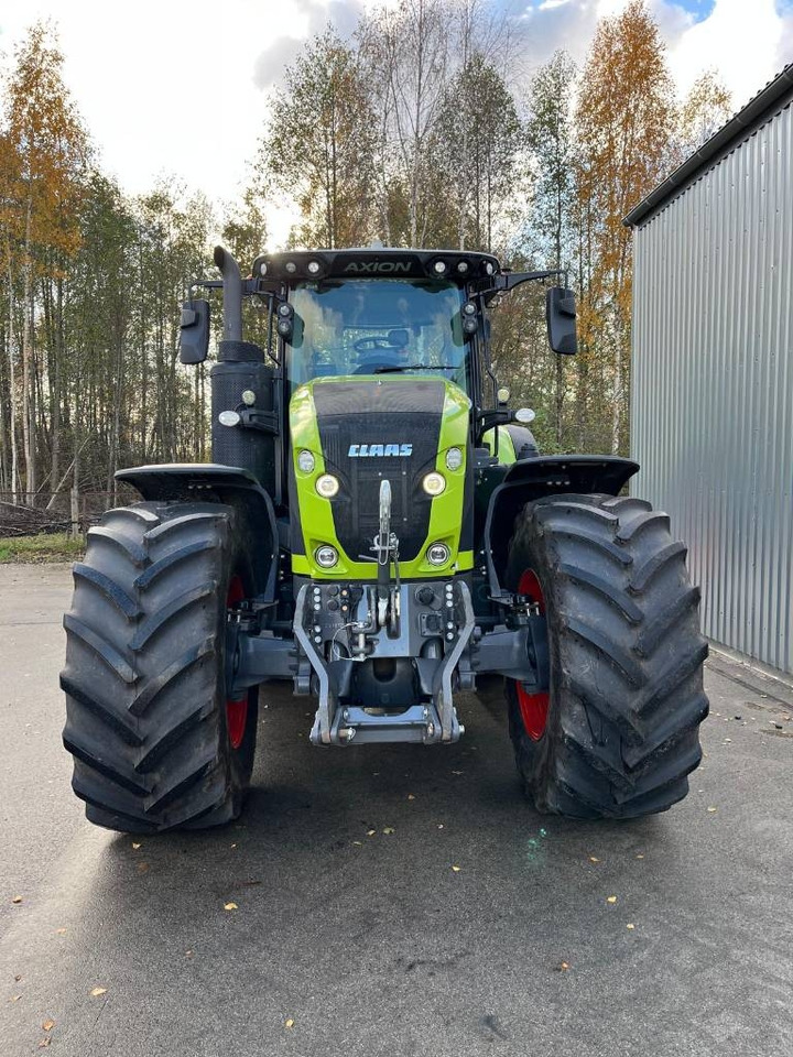 Tracteur agricole Claas Axion 920
