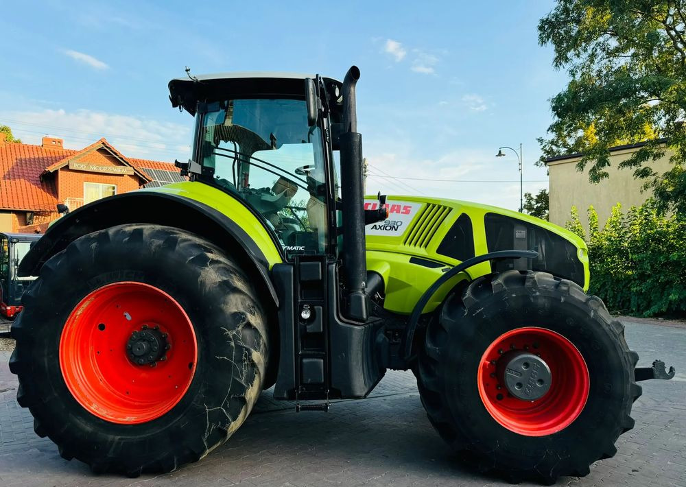 Tracteur agricole Claas Axion 930 CMATIC CEBIS