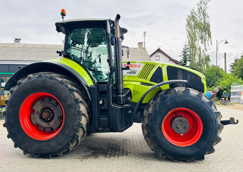 Tracteur agricole Claas Axion 940 CMATIC CEBIS