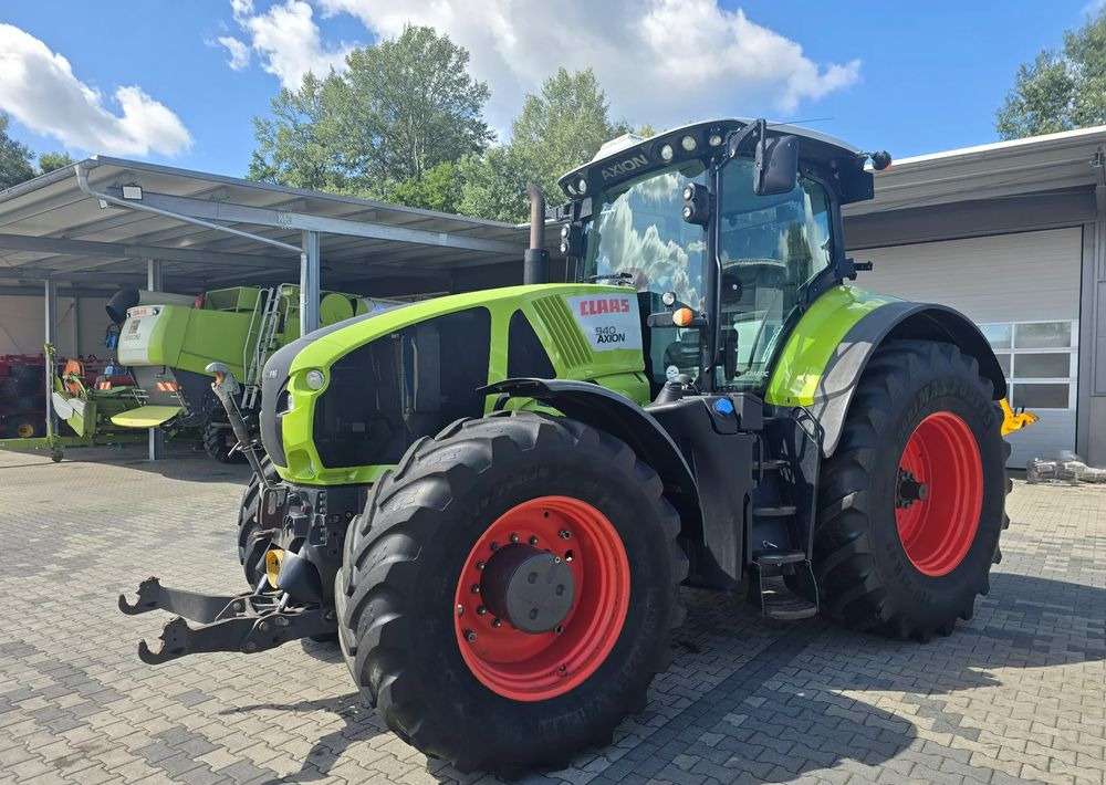 Tracteur agricole Claas Axion 940 Cmatic