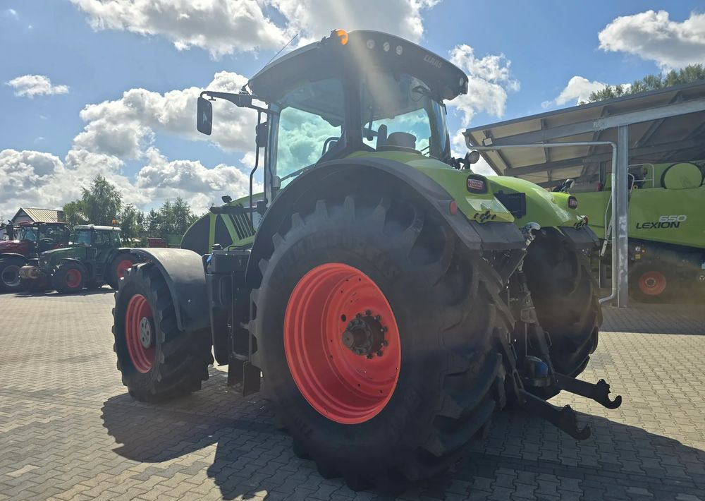 Tracteur agricole Claas Axion 940 Cmatic