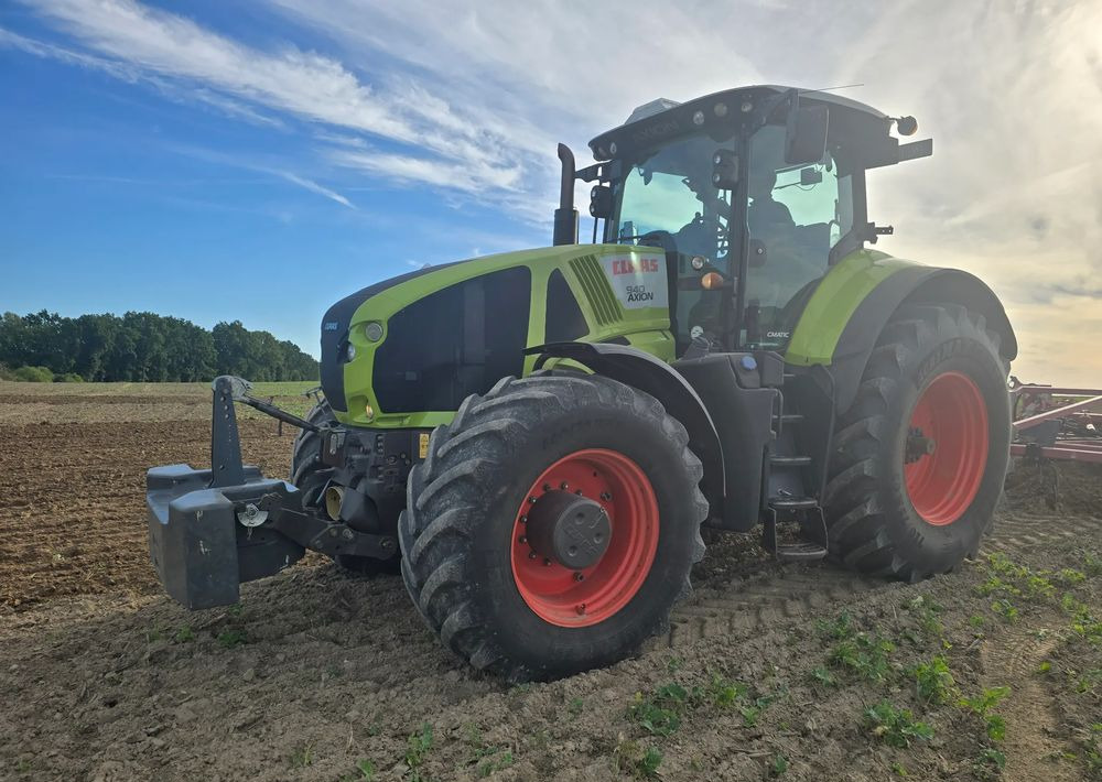 Tracteur agricole Claas Axion 940 Cmatic