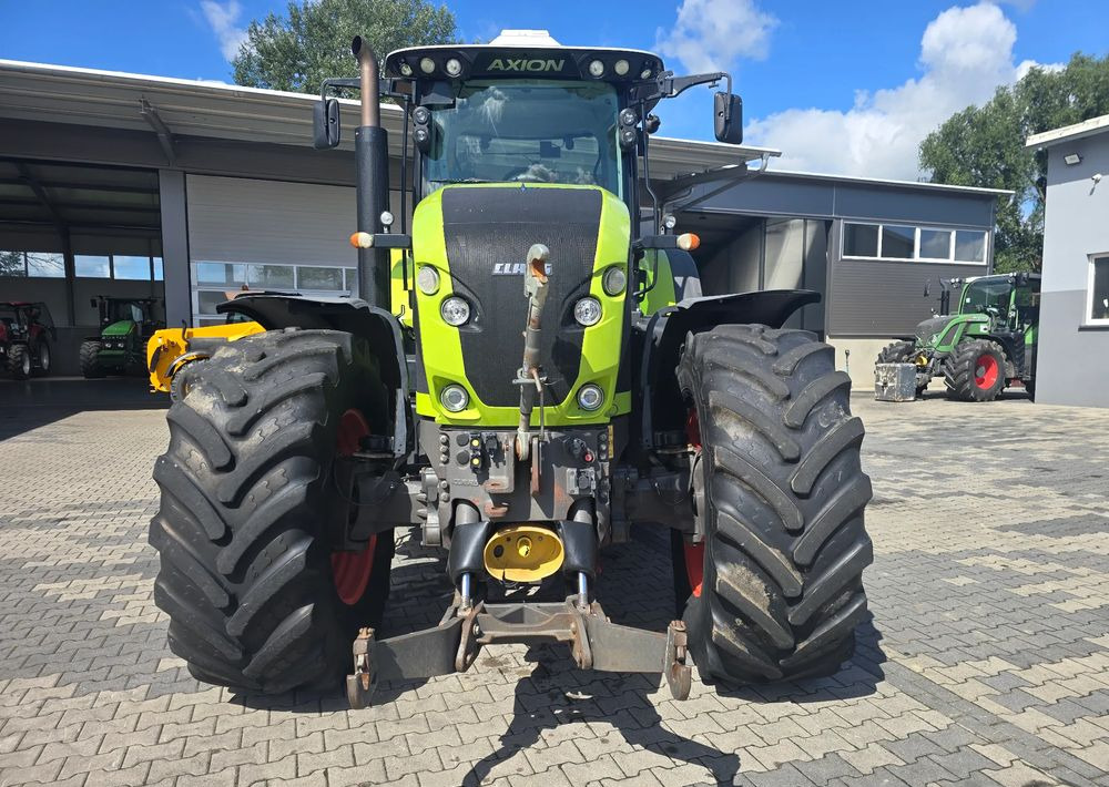 Tracteur agricole Claas Axion 940 Cmatic