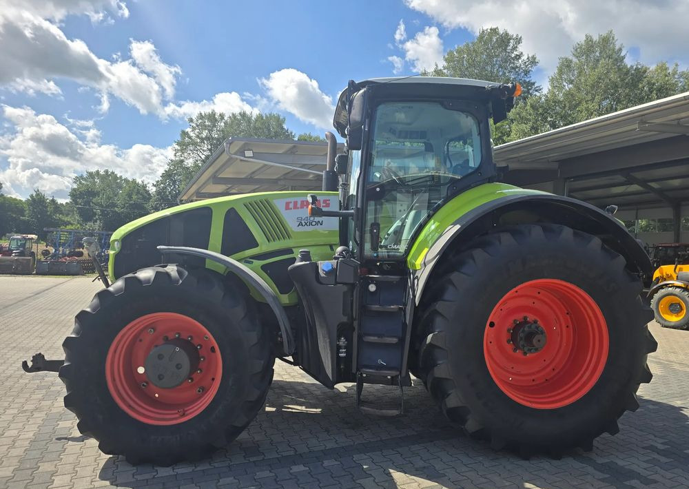 Tracteur agricole Claas Axion 940 Cmatic