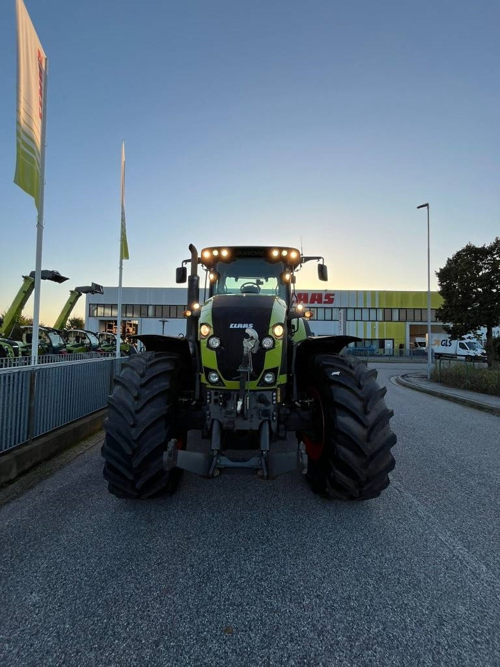 Tracteur agricole Claas Axion 940 Cmatic