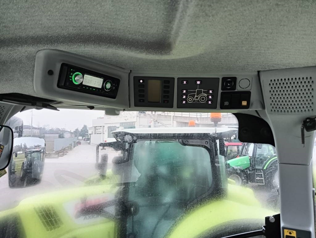 Tracteur agricole Claas Axion 940 Cmatic