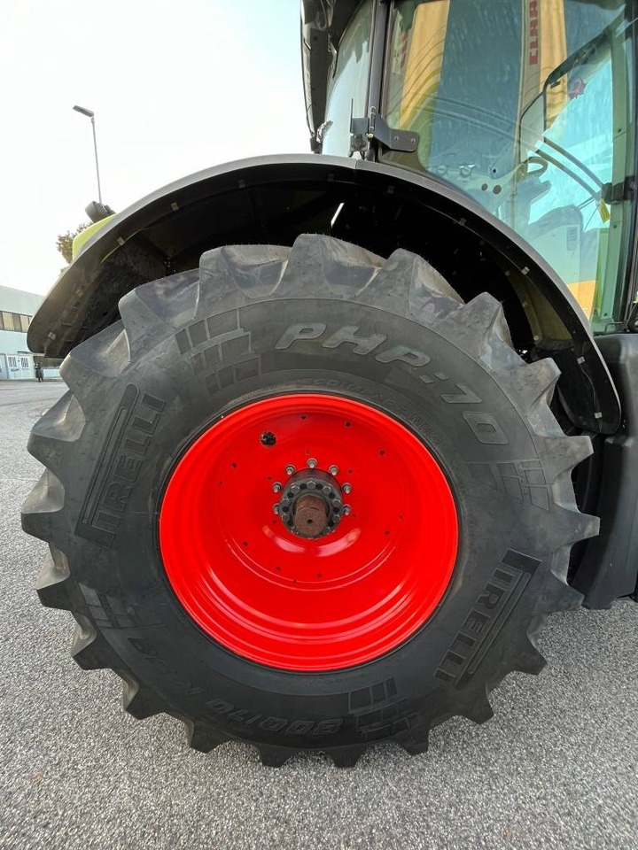 Tracteur agricole Claas Axion 940 Cmatic
