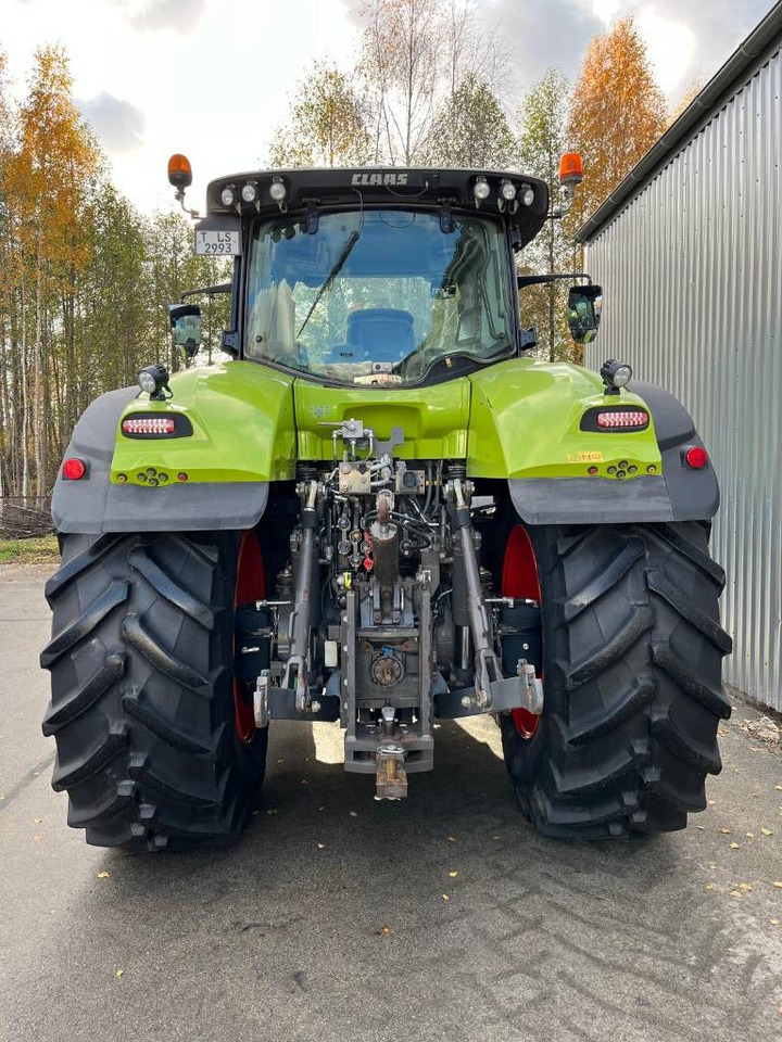 Tracteur agricole Claas Axion 950