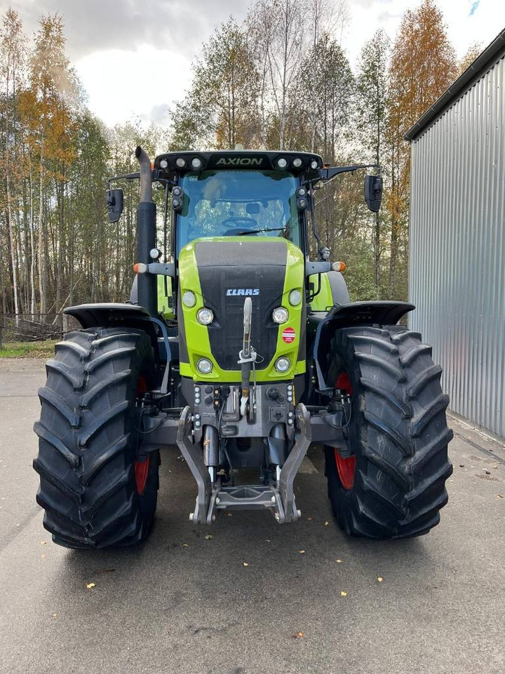 Tracteur agricole Claas Axion 950