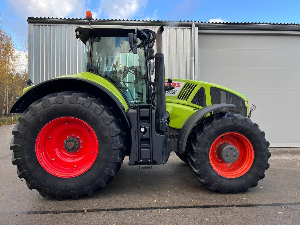 Tracteur agricole Claas Axion 950