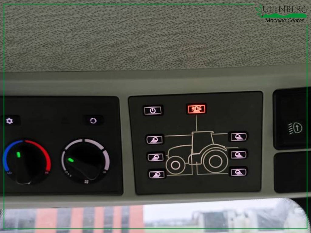 Tracteur agricole Claas Axion 950