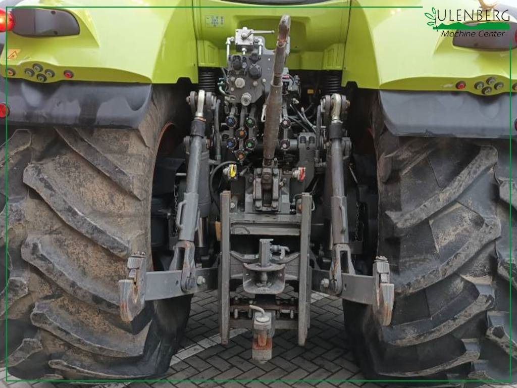 Tracteur agricole Claas Axion 950