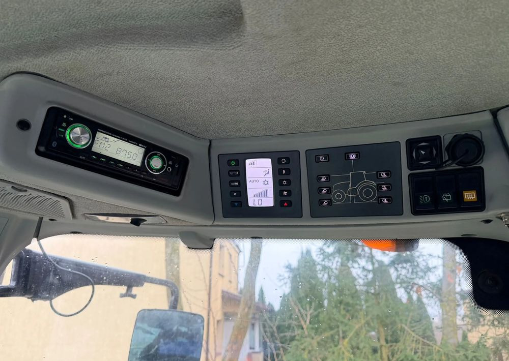 Tracteur agricole Claas Axion 950