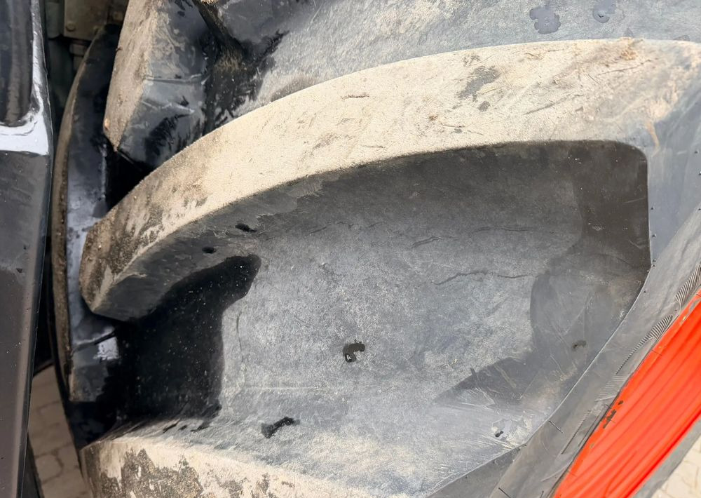 Tracteur agricole Claas Axion 950