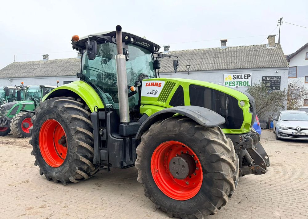 Tracteur agricole Claas Axion 950