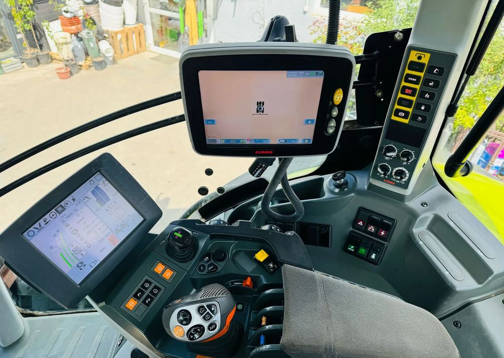 Tracteur agricole Claas Axion 950 CMATIC