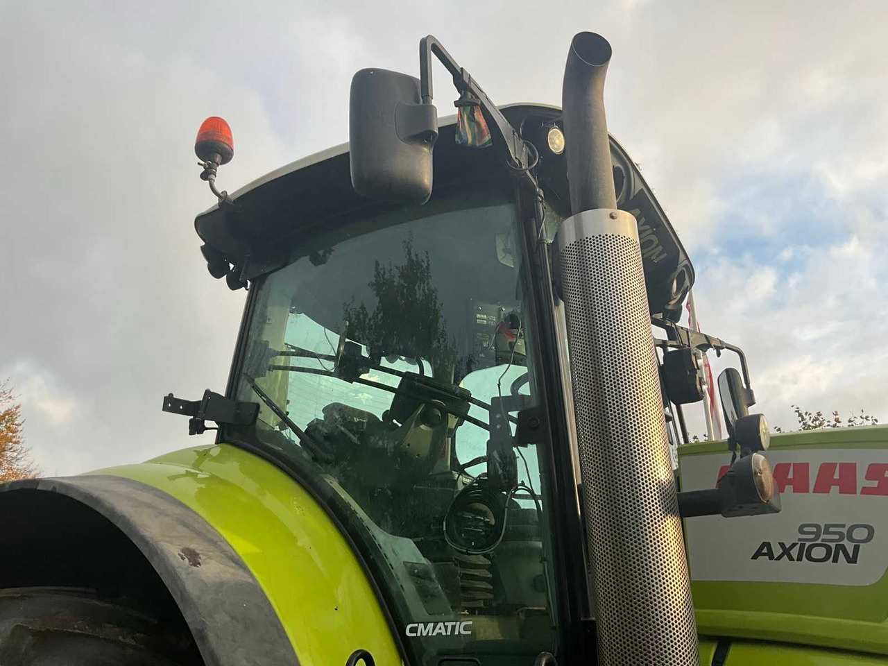 Tracteur agricole Claas Axion 950 C-matic