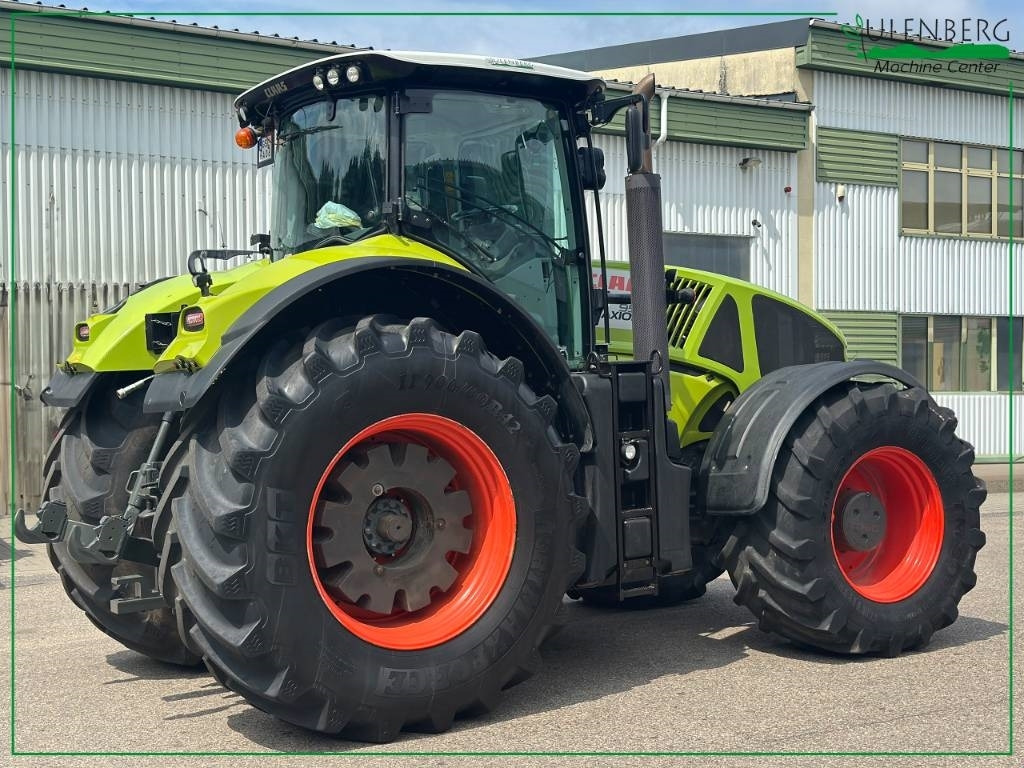 Tracteur agricole Claas Axion 950 Cmatic
