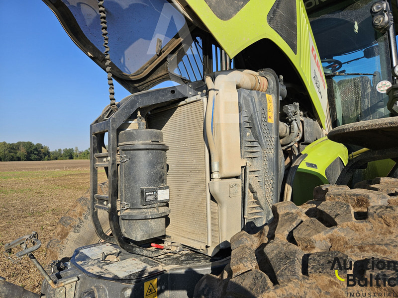 Tracteur agricole Claas Axion 960