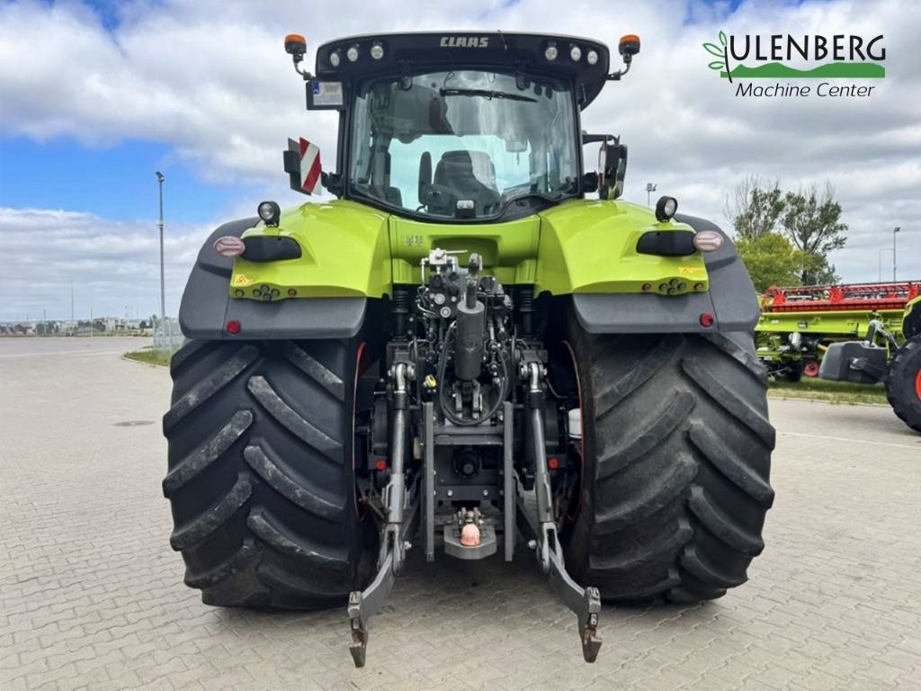 Tracteur agricole Claas Axion 960