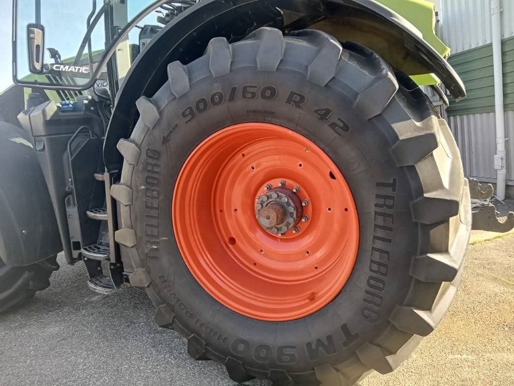 Tracteur agricole Claas Axion 960