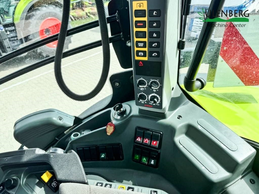 Tracteur agricole Claas Axion 960