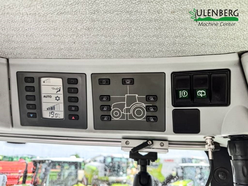 Tracteur agricole Claas Axion 960