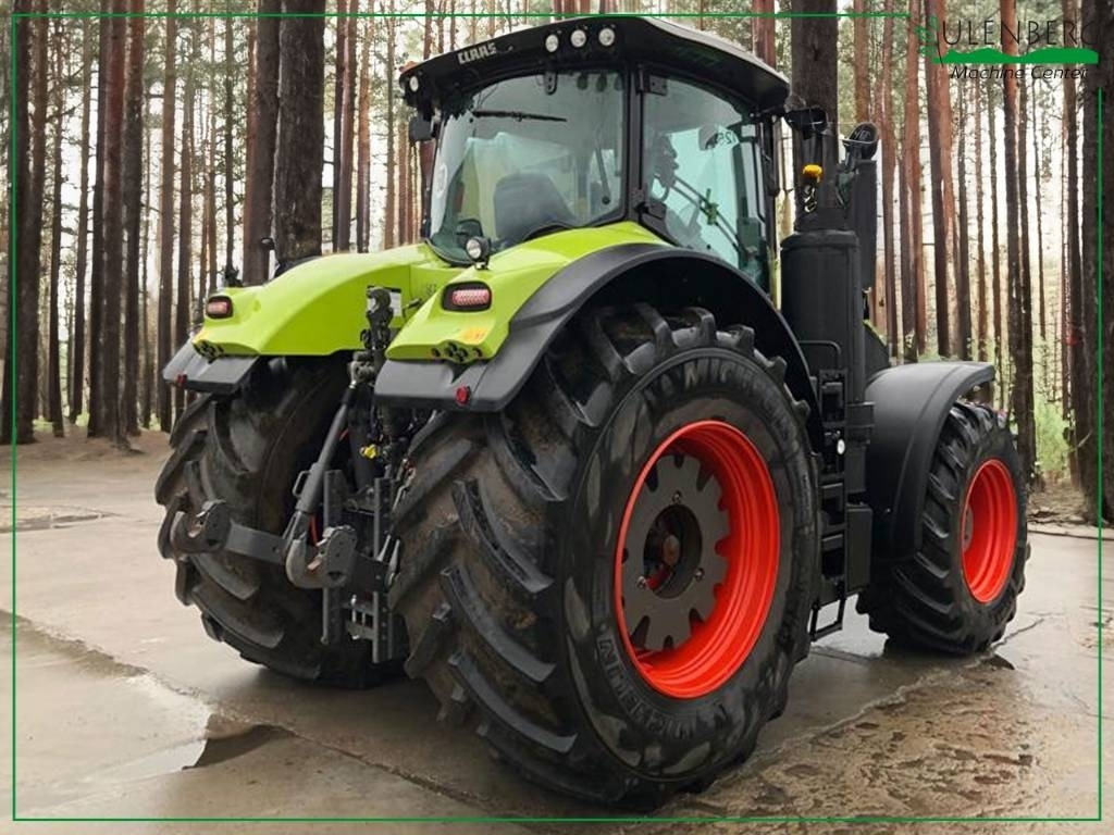 Tracteur agricole Claas Axion 960