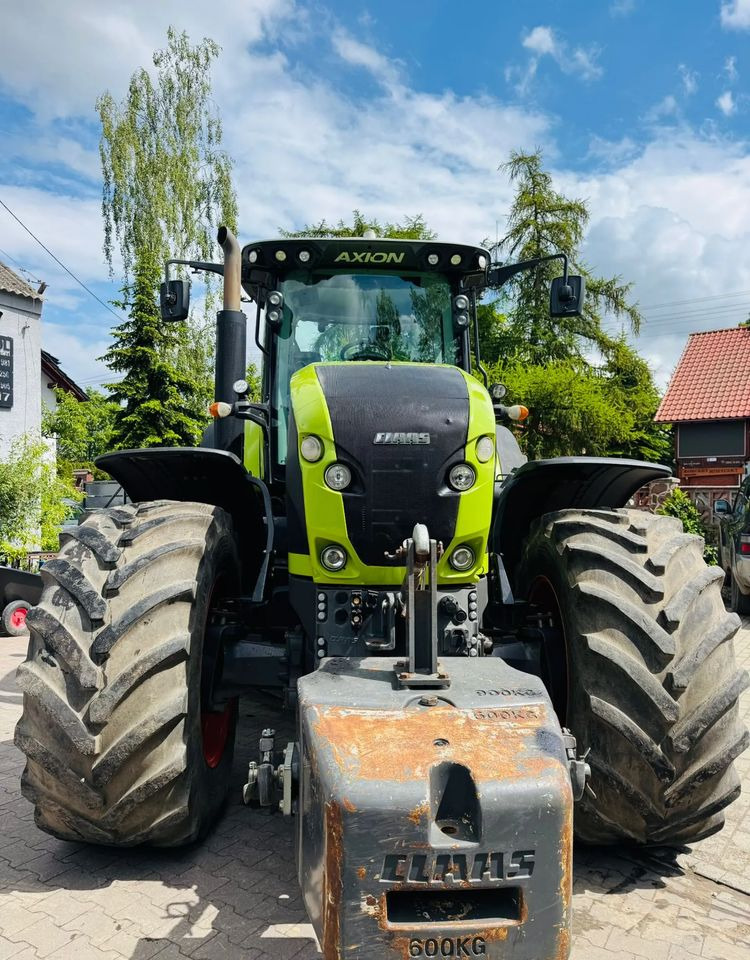 Tracteur agricole Claas Axion 960
