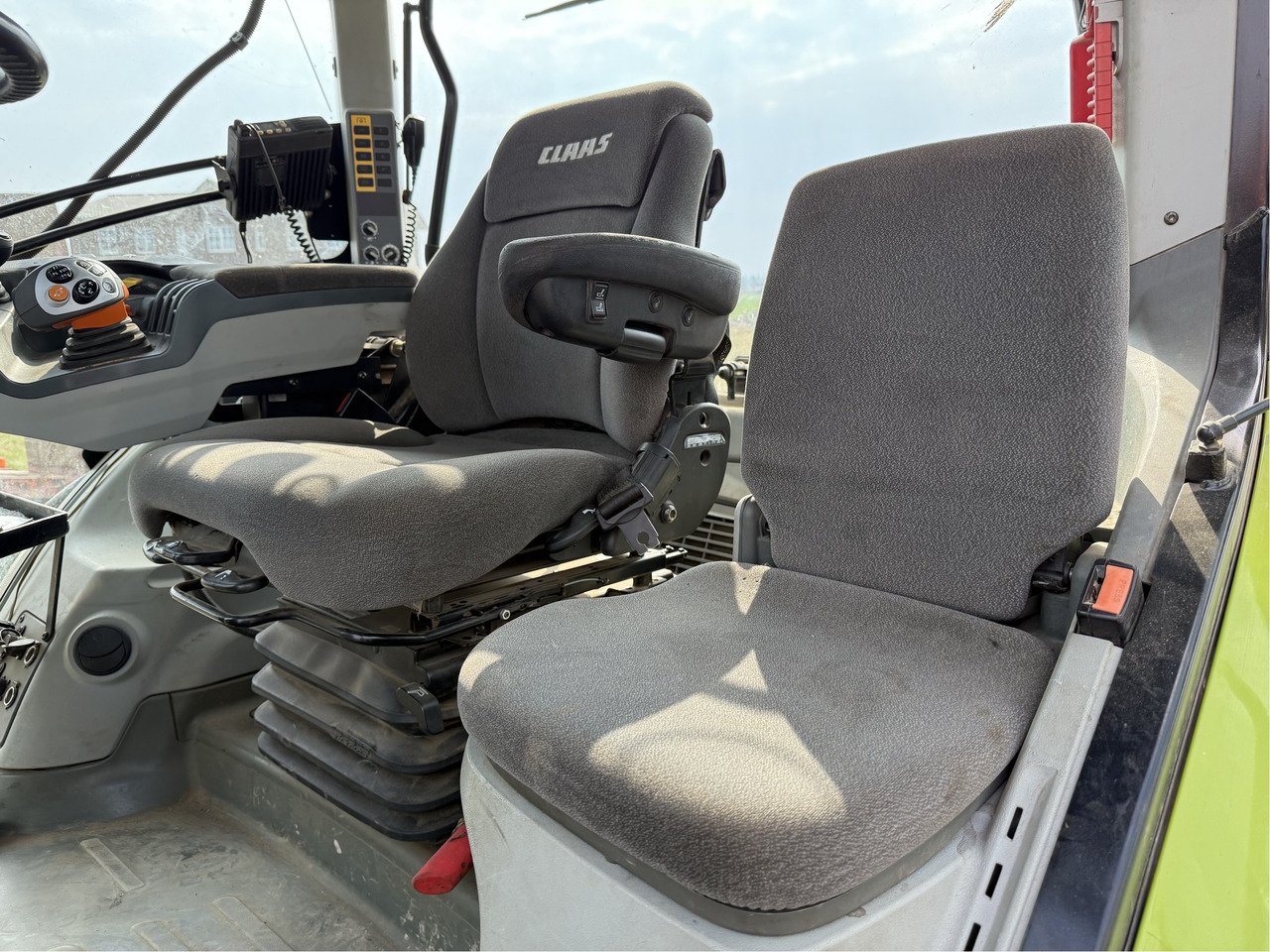 Tracteur agricole Claas Axion 960 C-Matic CEBIS