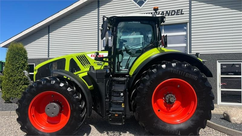 Tracteur agricole Claas Axion 960 Med GPS anlæg og stor dæk montering. Dan