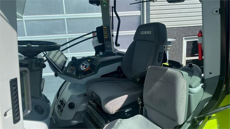 Tracteur agricole Claas Axion 960 Med GPS anlæg og stor dæk montering. Dan