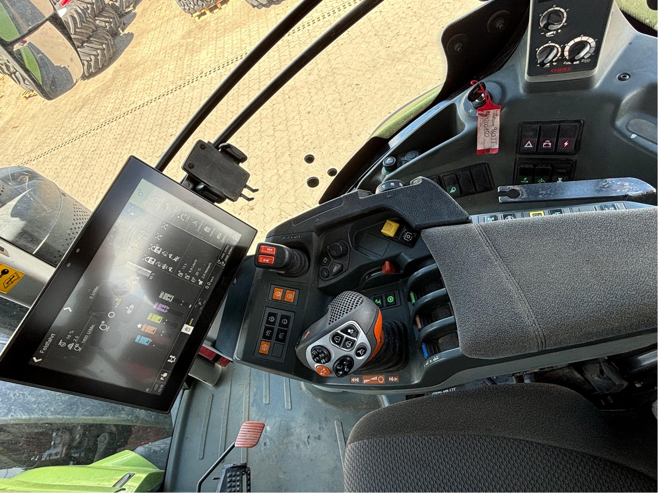 Tracteur agricole Claas Axion 960 TerraTrac