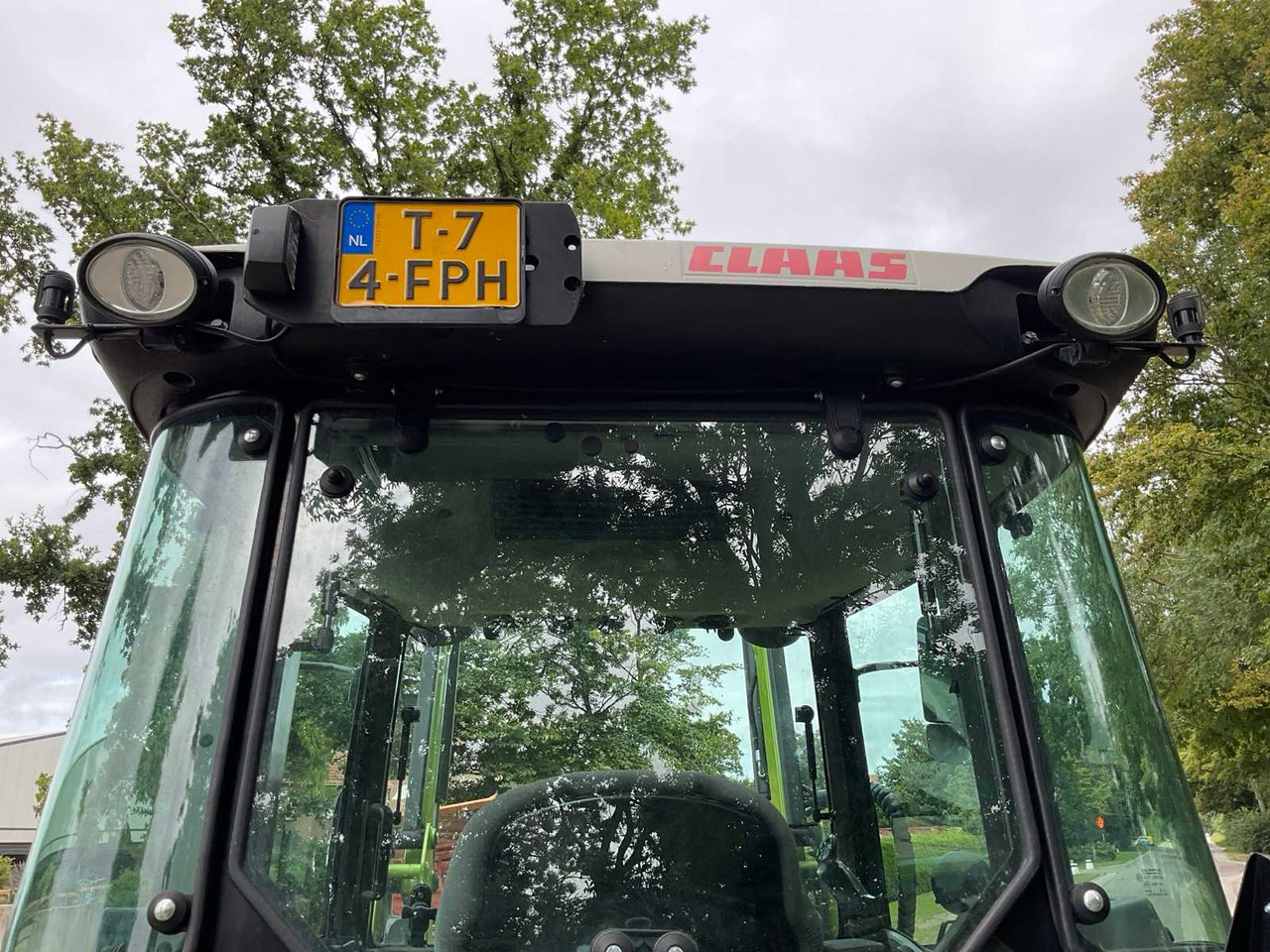 Tracteur agricole Claas Elios 210